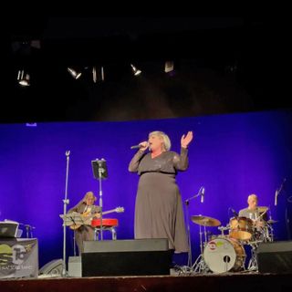 La Nat Soul Band dopo due anni torna al teatro di Siziano con il suo spettacolo di racconti e musica