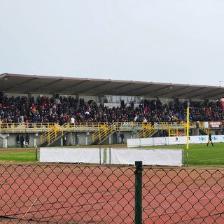 L'incredibile pubblico, che non si vede neppure in serie D, presente oggi per la sfida tra l'Oltrepo, terzo con Solbia e Club Milano, e la capolista Vogherese