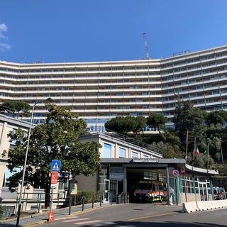 Morta a Genova la 18enne colpita da trombosi dopo il vaccino AstraZeneca