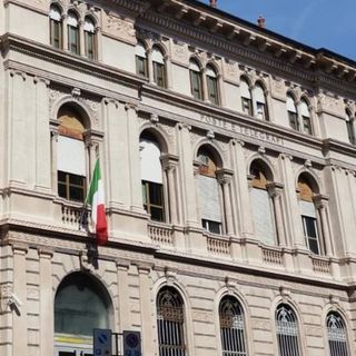 Poste Italiane: l’iniziativa “Cento facciate” fa rivivere il palazzo di Pavia