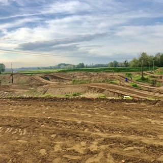 Dorno: cade sulla pista da motocross, ferita una 27enne francese