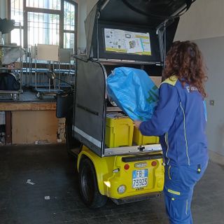 In provincia di Pavia, Poste Italiane si prepara per le consegne di Natale. Nei primi 10 mesi spedizioni aumentate di oltre il 65%