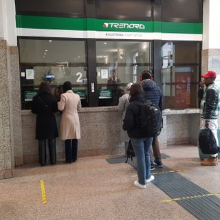 Treni: riapre la biglietteria alla stazione di Pavia