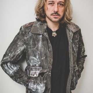 Musica: Simone Tomassini, la curiosità per il singolo “Sono Vivo” e il nuovo management