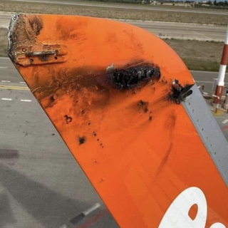 Aereo colpito da un fulmine: paura su un volo partito da Malpensa e diretto a Napoli