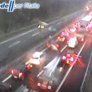 Le auto in coda viste dalle telecamere di Autostrade per l'Italia