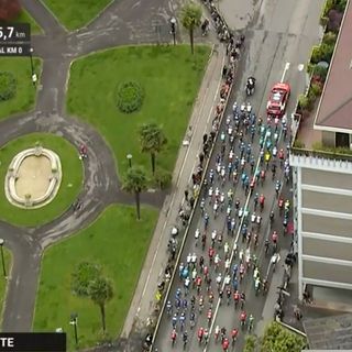 Il Giro d'Italia scatena la passione a Novara