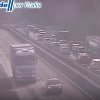 Ancora due incidenti in Autolaghi: tre ventenni soccorsi nella notte, altro scontro in mattinata