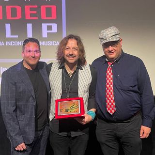 Musica, Simone Tomassini vince il Premio Roma Videoclip: il cinema incontra la musica