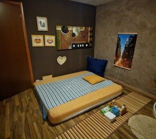 La villetta di Somma Lombardo utilizzata come casa di appuntamenti sequestrata dalle forze dell'ordine