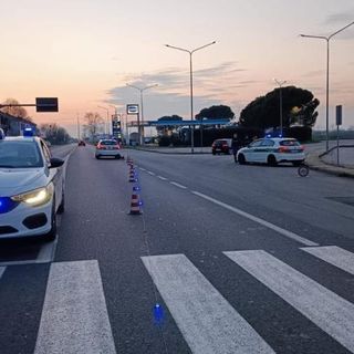 Trecate: una folle corsa in auto per le vie del centro si conclude con l’arresto di un 21enne