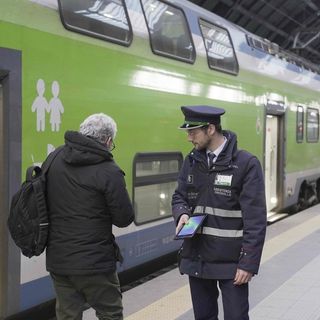 Trenord, 35 operatori in più per assistenza e controllo “portoghesi” nelle stazioni
