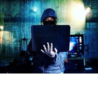 Gdf, smascherata organizzazione criminale dedita all’acquisizione illecita di dati e informazioni personali di migliaia di ignari cittadini