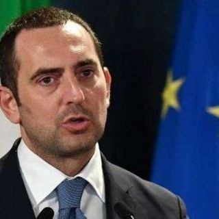 Il ministro Spadafora: «No ai tifosi allo stadio a gennaio, ma prima di febbraio contiamo di riaprire piscine, palestre, centri danza e attività sciistiche»