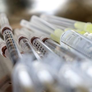 Coronavirus, in provincia di Pavia oggi 64 contagi. In Lombardia 1.326 casi e 33 vittime