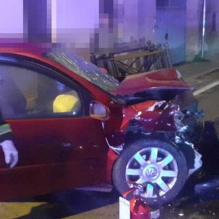 Una delle due auto coinvolte nell'incidente sulla SP 211