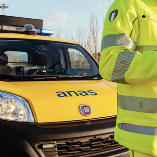 Incidente sulla tangenziale di Novara: circolazione interrotta in direzione nord Incidente sulla tangenziale di Novara: circolazione interrotta in direzione nord