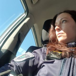 Bareggio: agente di Polizia locale fuori servizio assiste anziana 93enne, ricoverata al Ps di Magenta per una caduta