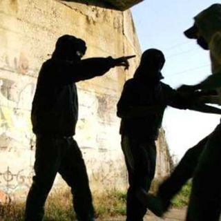 Broni: rapina aggravata ai danni di un 16enne, individuati i colpevoli