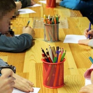 Abusi su bambini dell’asilo: maestro di religione condannato a 6 anni e 8 mesi