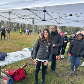 Vigevano, le cadette della scuola media Robecchi campionesse provinciali di corsa campestre
