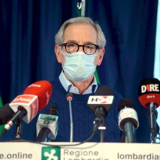Bertolaso: &quot;Lombardia sta vaccinando bene, Aria non adatta a questo genere di prenotazioni&quot;