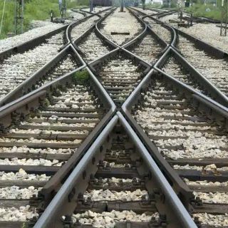 Tragedia a Busto Arsizio: ragazza travolta dal Malpensa Express muore sul colpo