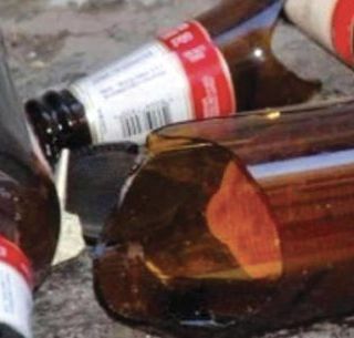 Pazzesco a Milano: Carabinieri presi a bottigliate sui Navigli