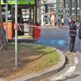 Milano, travolto e ucciso su cavalcavia