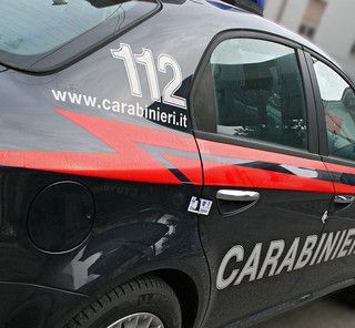 Cornaredo: aggredisce fisicamente e psicologicamente la compagna privandola anche dell’uso del telefonino, arrestato