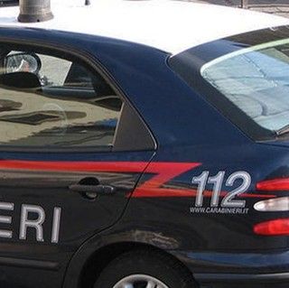Truffavano aziende spacciandosi per società leader nel settore delle forniture ricavando profitti milionari: 9 persone in manette