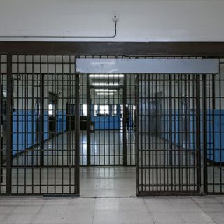 Droga e cellulari nel carcere di Pavia