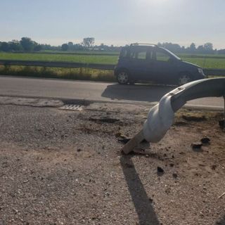 Grave incidente a Cassinetta di Lugagnano: due feriti, traffico in tilt sulla statale Robecco Abbiategrasso