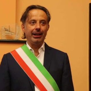 Il sindaco di Vigevano sospeso dall’incarico