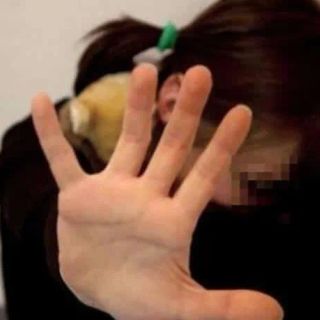 Milano, 26enne fa prostituire la fidanzata minorenne per pagare debiti di droga