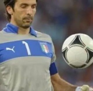 Gli studenti di Pavia a scuola di alimentazione da Gigi Buffon
