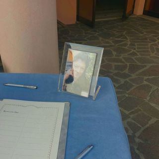 Magenta: folla commossa alla Sacra Famiglia per l’ultimo saluto ad Elisa Rondena