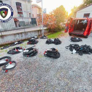 Trecate: rubano un furgone e cavi elettrici, arrestati dalla Polizia Locale