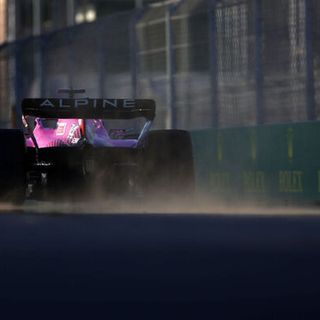 Formula 1, fiamme nel deserto