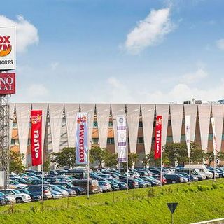 L’ampliamento di Fox Town a Mendrisio porta la ‘firma’ dell’archistar Mario Botta