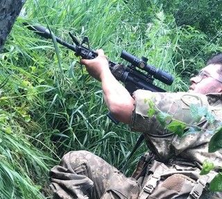 Il padre del foreign fighter varesino ucciso in Ucraina: «Benjamin non era un angelo, voleva solo stare dalla parte giusta»