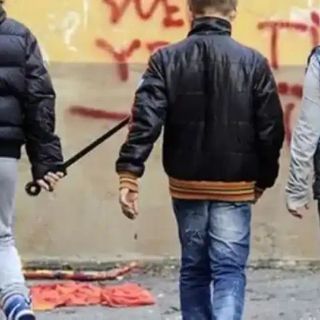 Novara: aggressioni e insulti razzisti, 5 ragazzi denunciati