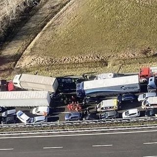 Riaperta alle 17 la A26; le vittime avevano 37 e 71 anni