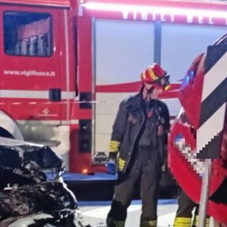 Ancora sangue sulle strade di Milano: muore 20 enne, 4 feriti uno in condizioni disperate