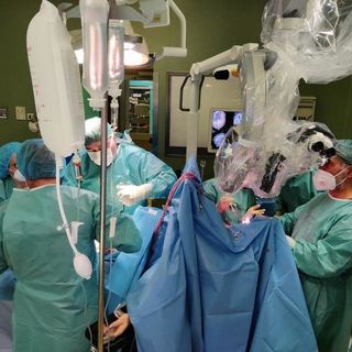 In Piemonte intervento chirurgico senza precedenti: salvata la vita a un 29enne