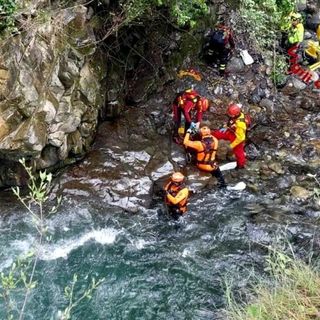 Si tuffa nel Lambro: muore 19enne