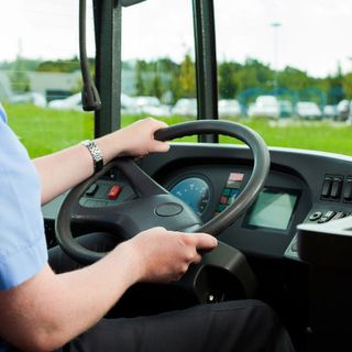 Pavia: aggressioni su bus e treni in arrivo nuove misure di sicurezza