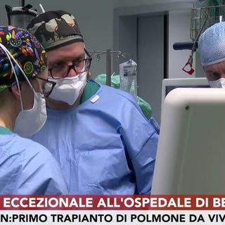 Bergamo, papà albanese dona polmone al figlio: è la prima volta in italia. Il bambino è a casa