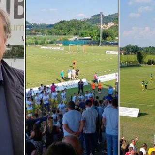 Alessandro Lorenzi, 54 anni, ha guidato il Magenta in D e nella storia. A destra i festeggiamenti con l'allenatore in trionfo davanti alla rete dove squadra e tifosi sono una cosa sola