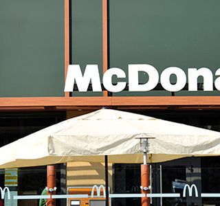 McDonald’s assume 160 persone a Milano: via alle selezioni online
